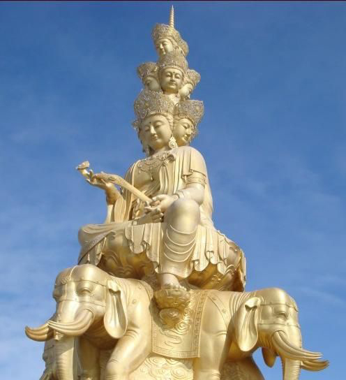中国最著名的八大佛像，四川峨眉山金顶四面十方普贤金像